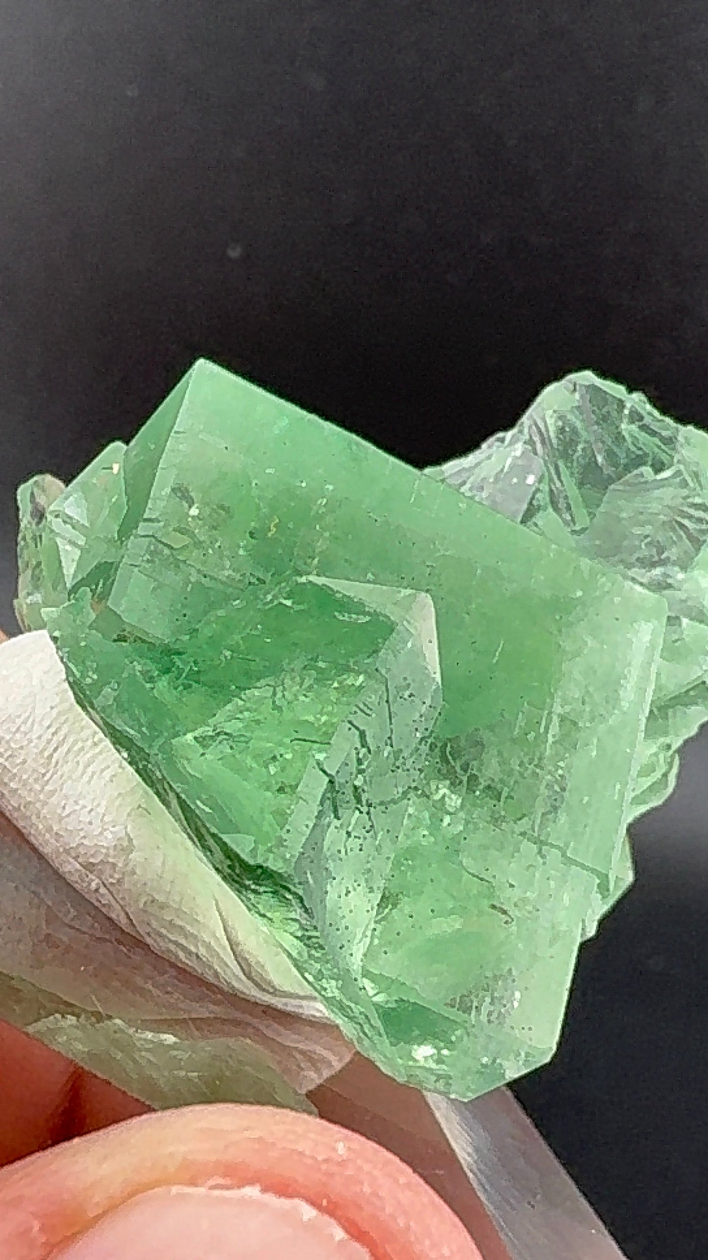 Green Apple Fluorite (B6)