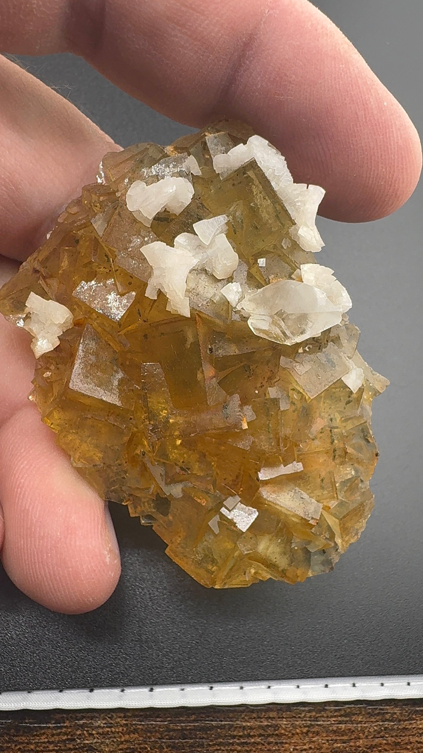 Yellow Fluorite from Spain (SF2)