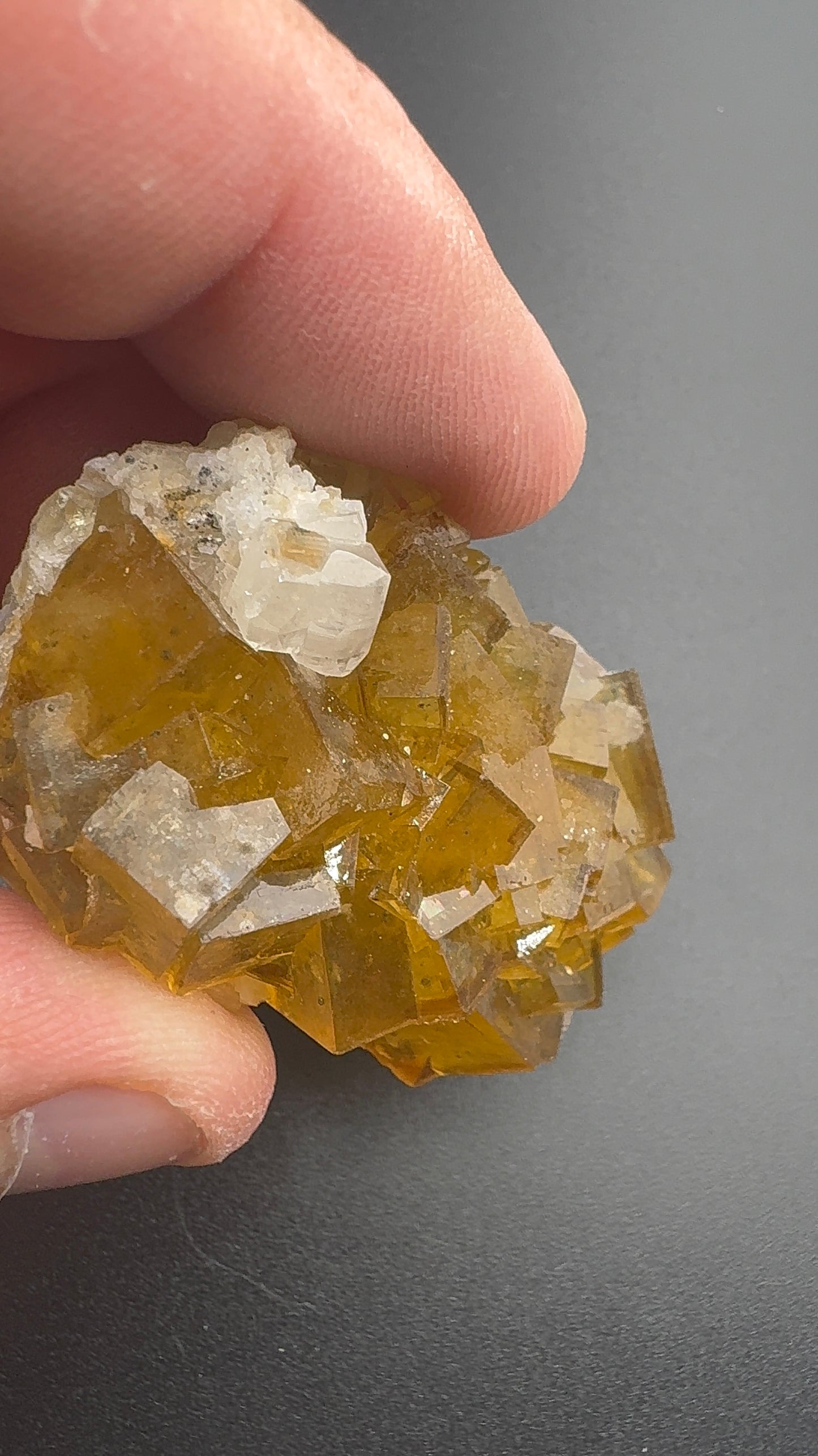 Yellow Fluorite from Spain (SF4)