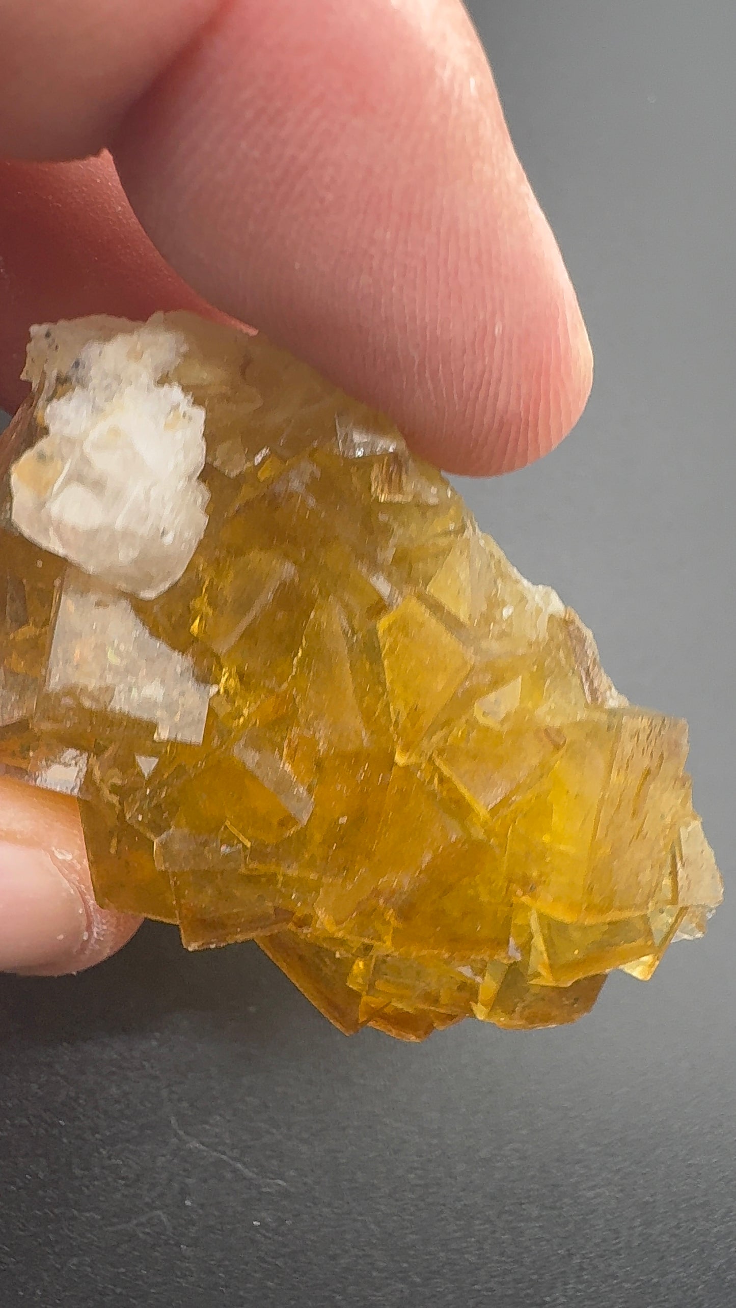 Yellow Fluorite from Spain (SF4)