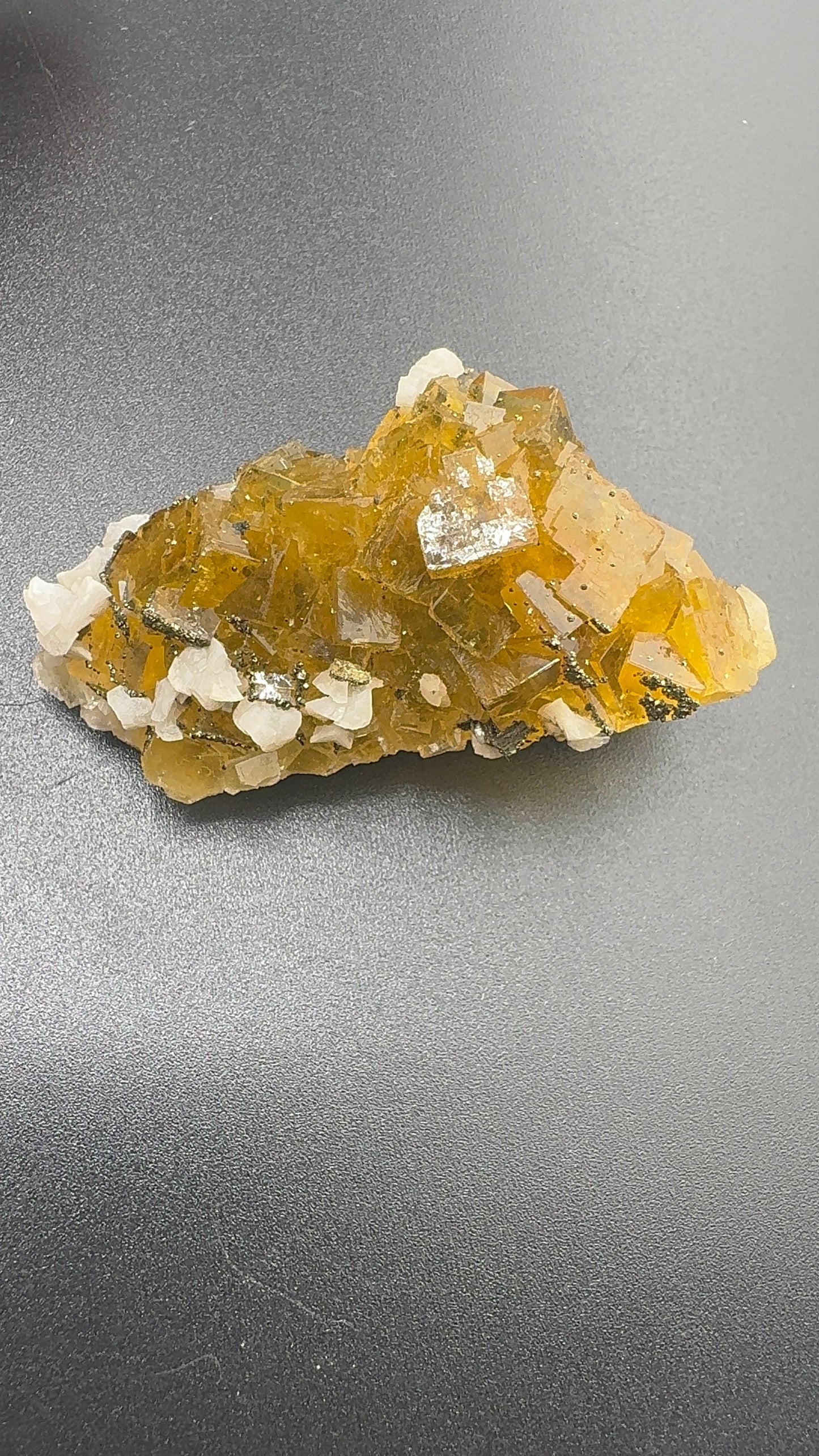 Yellow Fluorite form Spain (SF5)