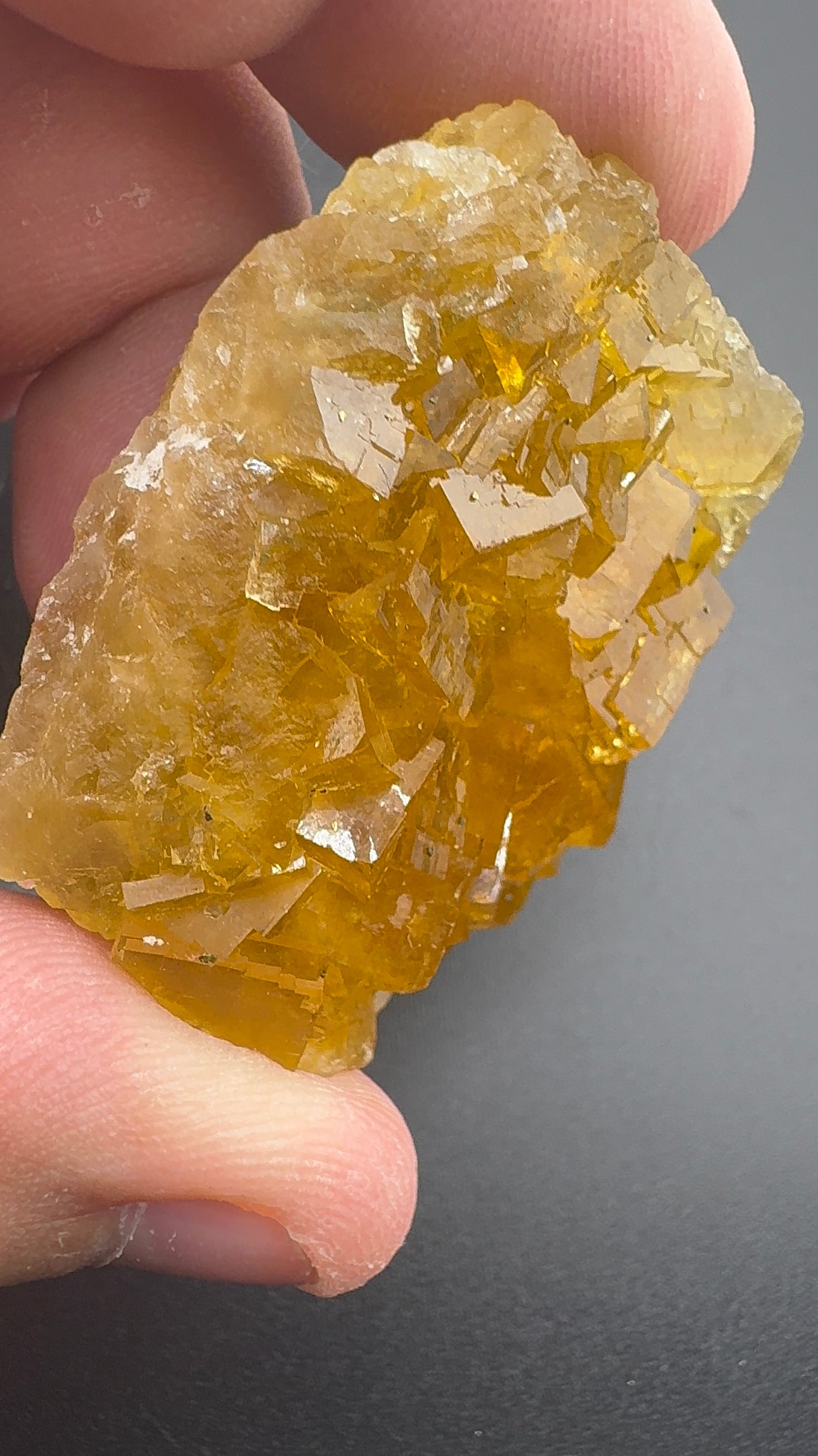 Yellow Fluorite from Spain (SF8)