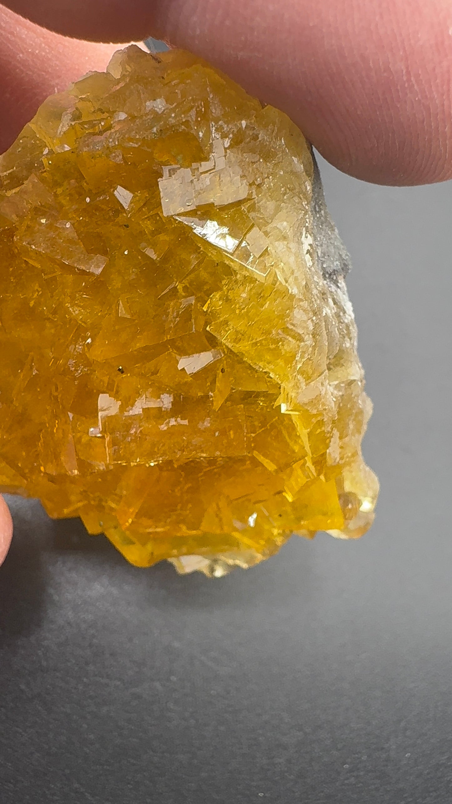 Yellow Fluorite from Spain (SF8)