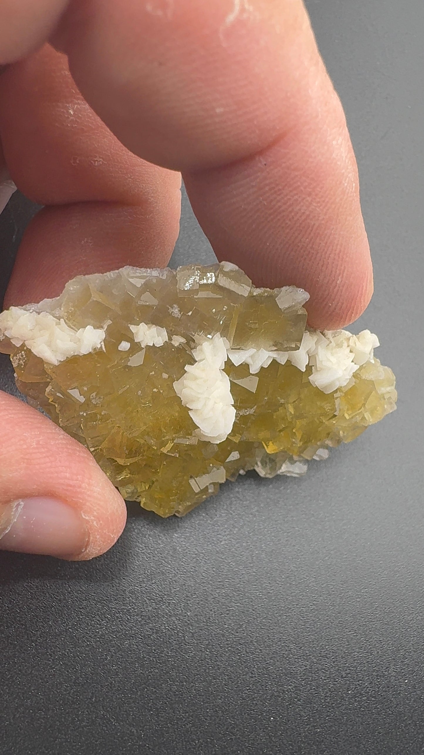 Yellow Fluorite from Spain (SF12)