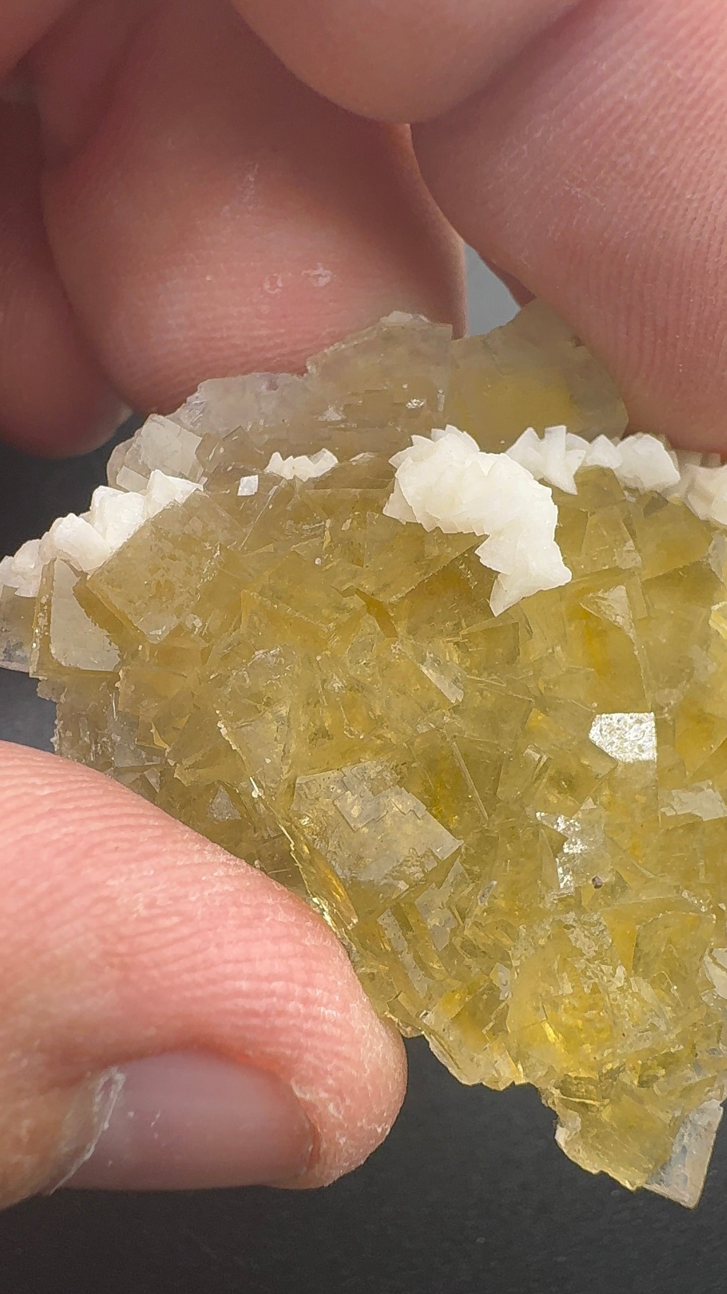 Yellow Fluorite from Spain (SF12)