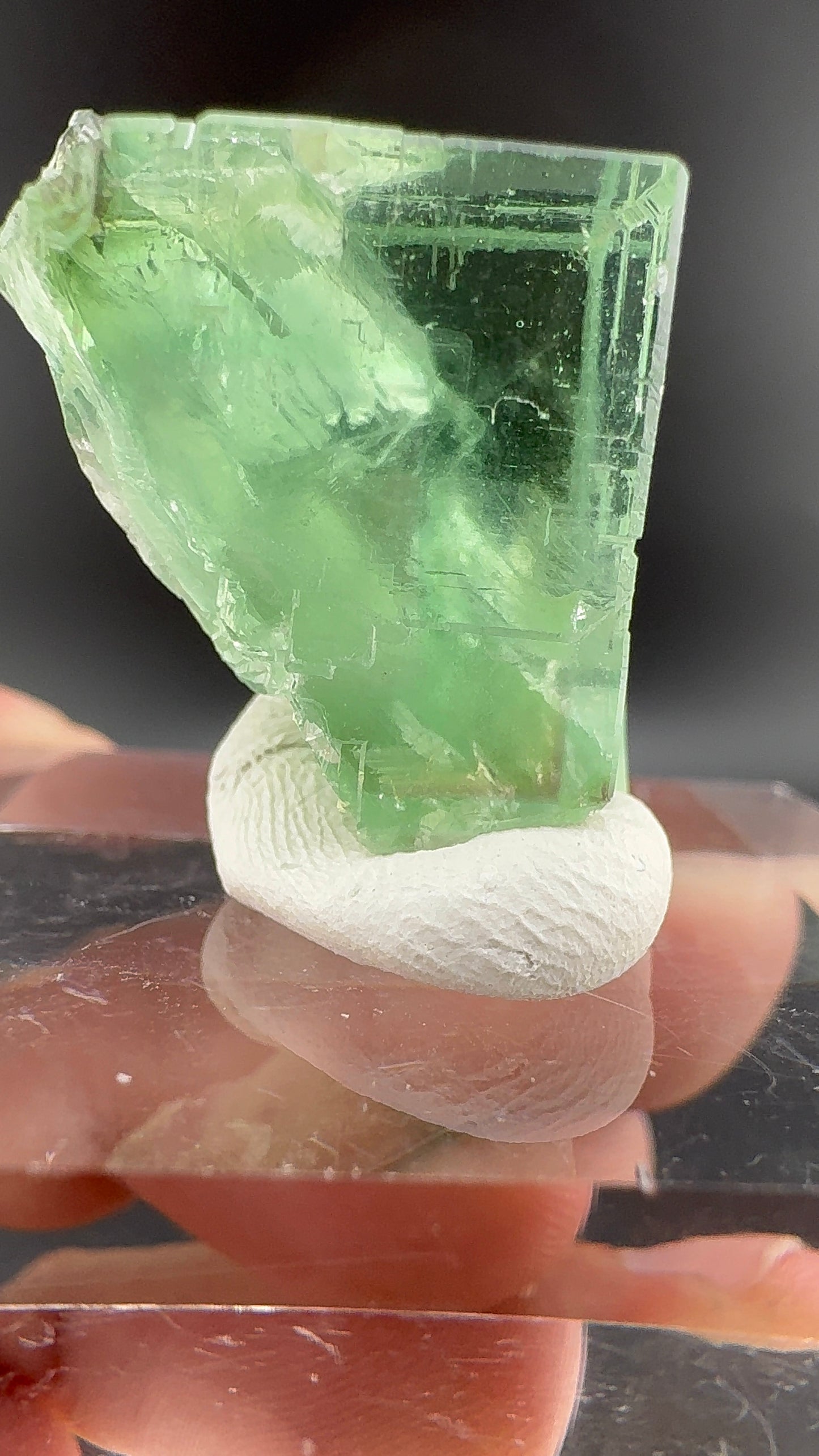 Green Apple Fluorite (B4)