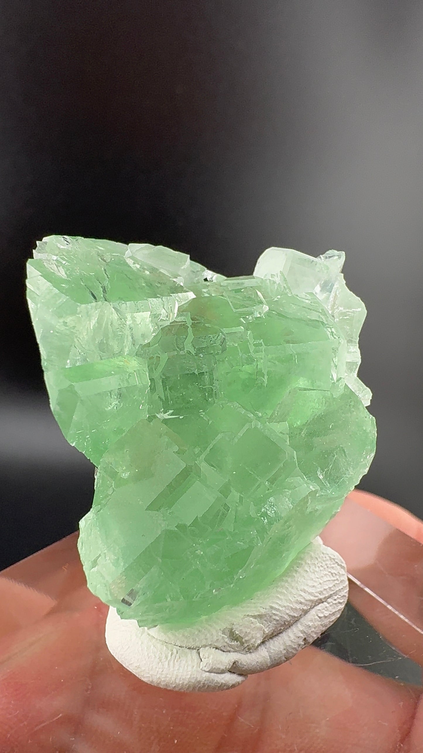 Green Apple Fluorite (B8)