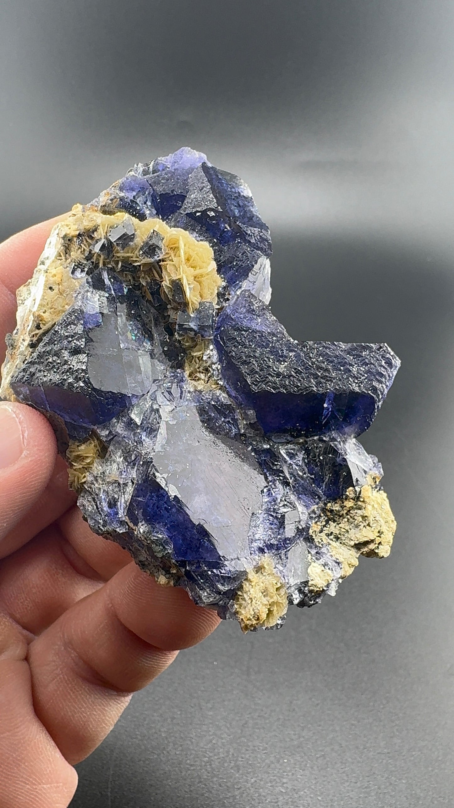 Yindu Purple Fluorite Formation (S32)