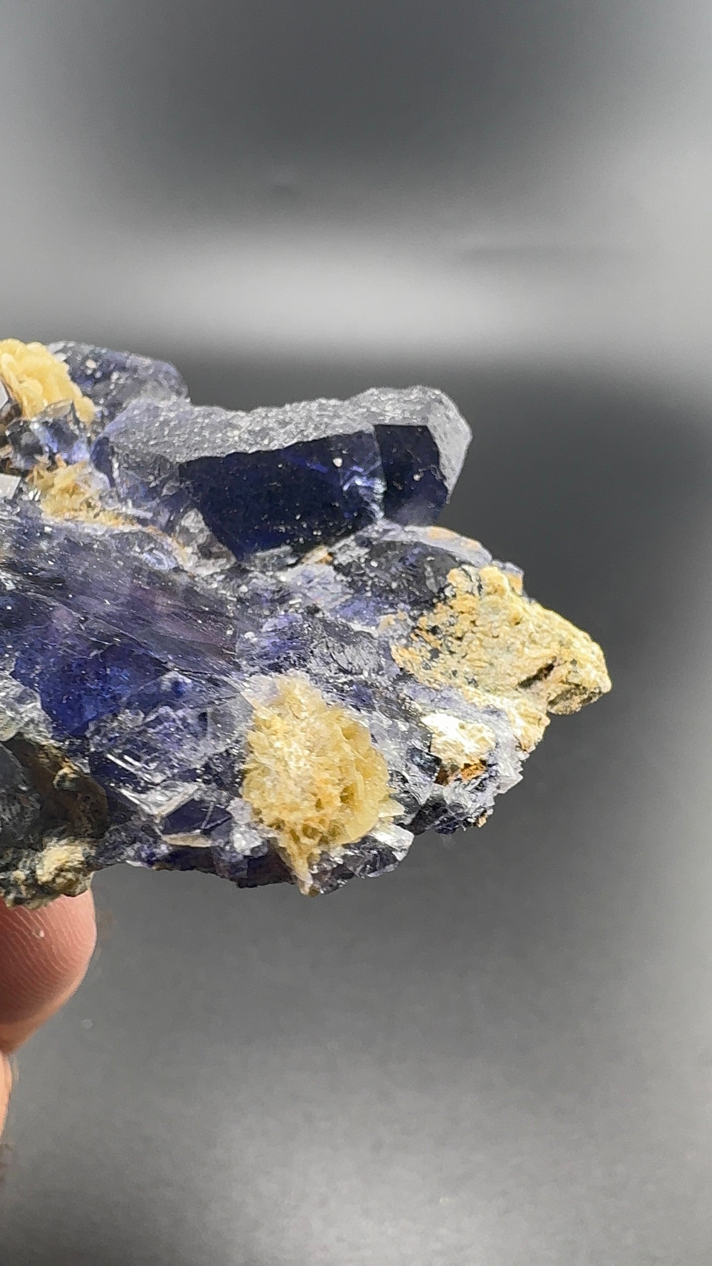 Yindu Purple Fluorite Formation (S32)