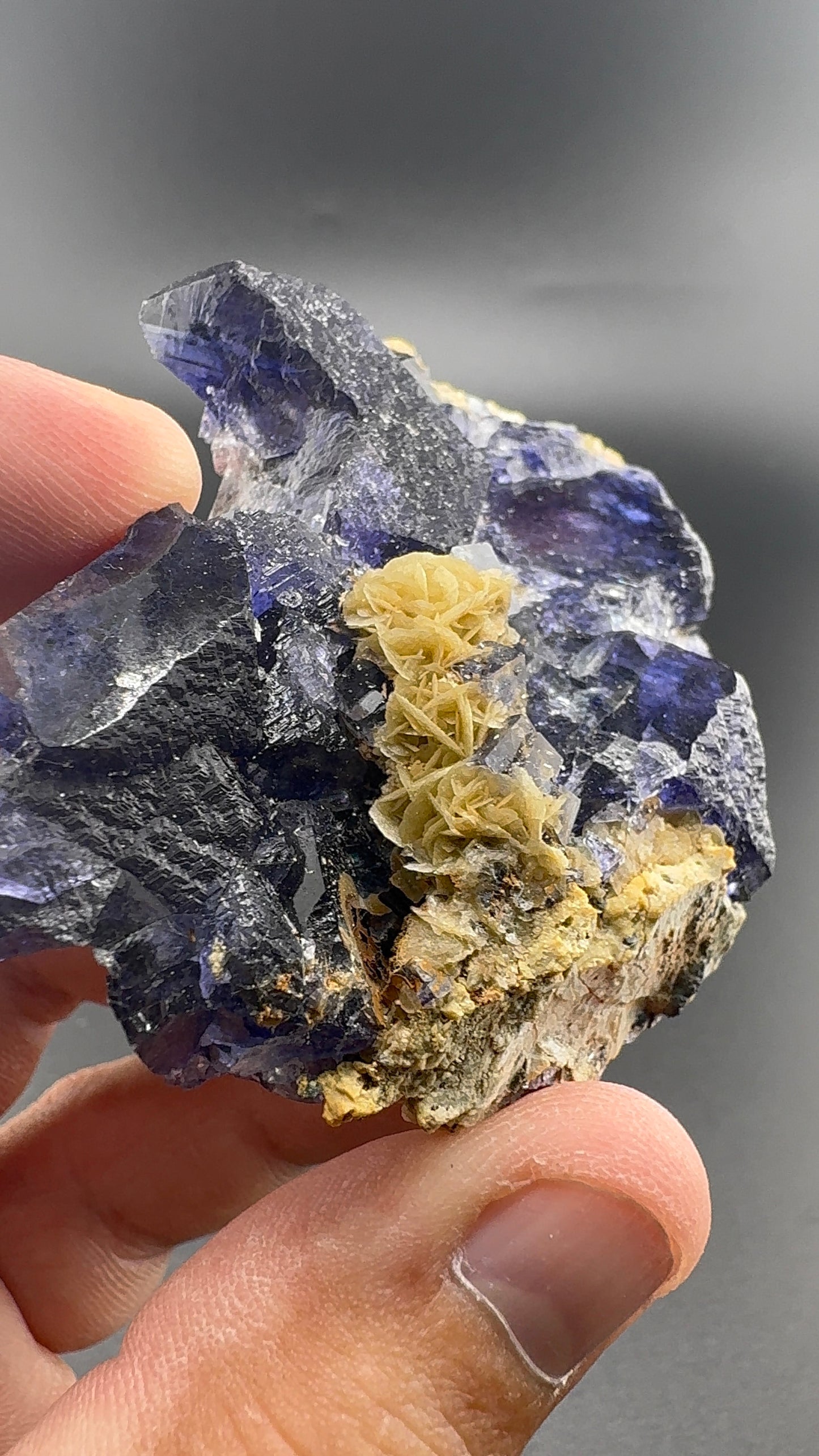 Yindu Purple Fluorite Formation (S32)