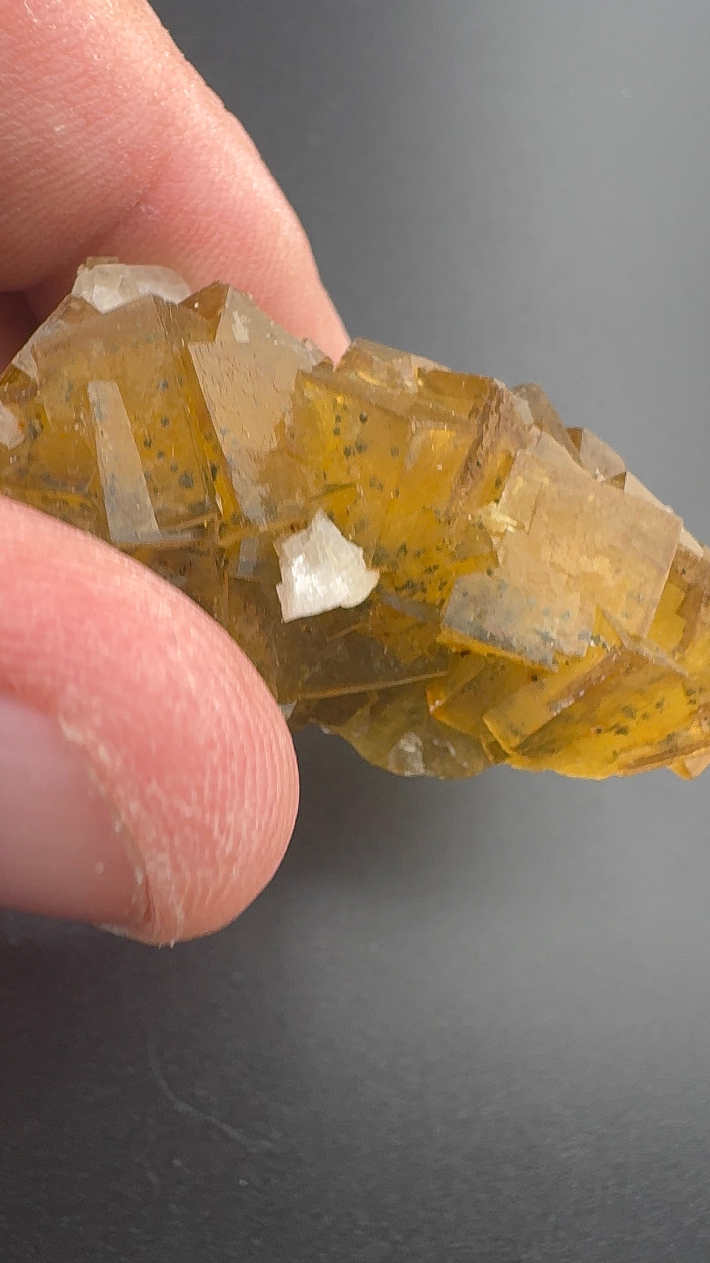 Yellow Fluorite from Spain (SF4)
