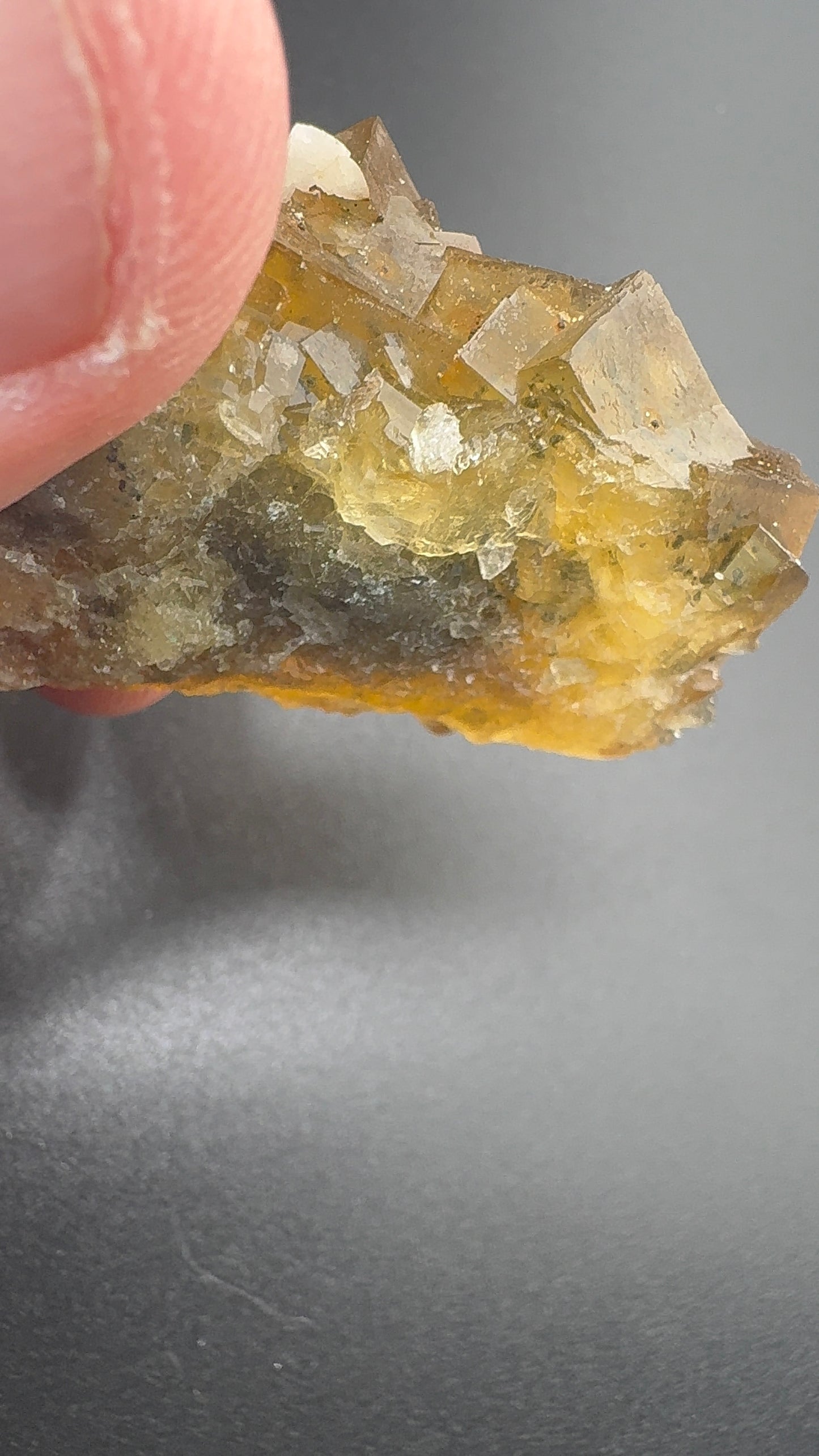 Yellow Fluorite from Spain (SF4)