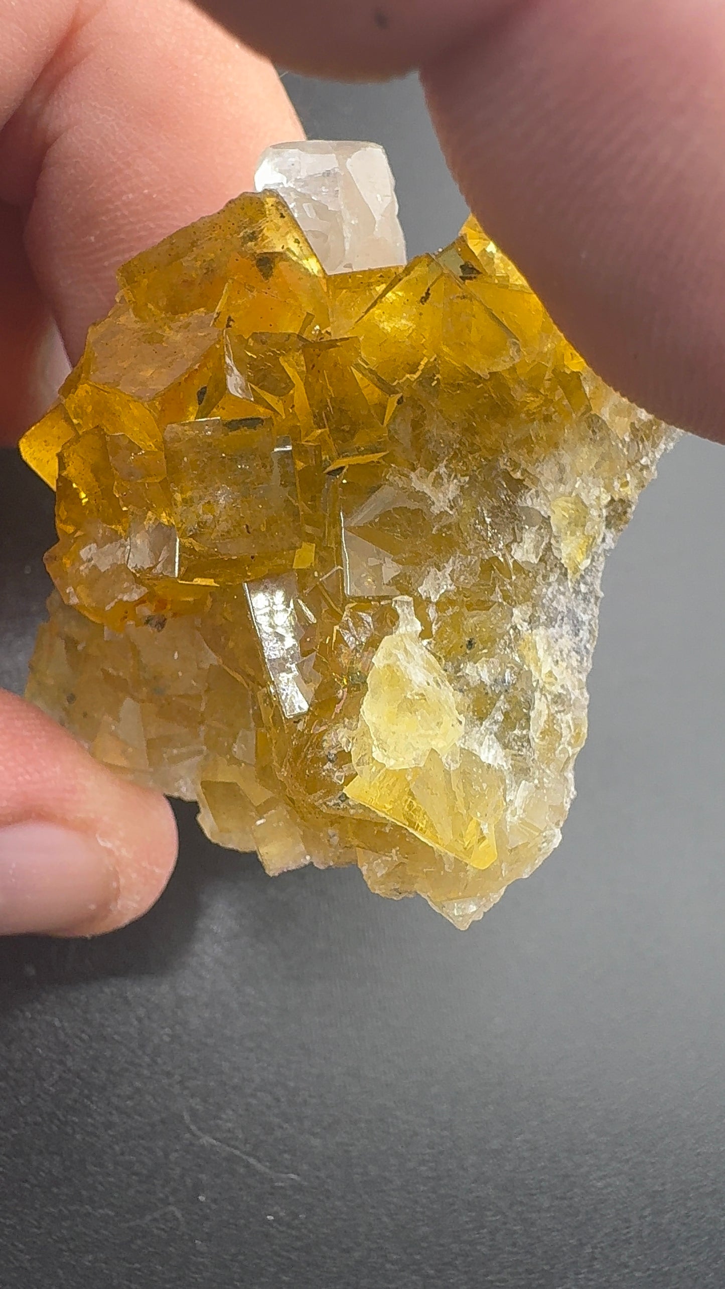 Yellow Fluorite from Spain (SF6)
