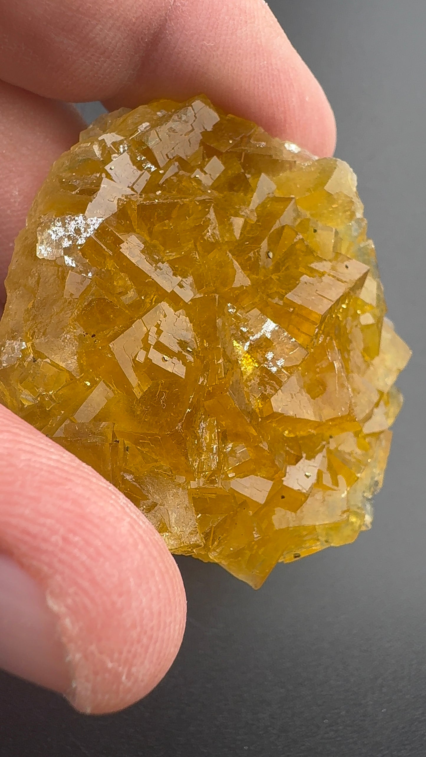 Yellow Fluorite from Spain (SF8)