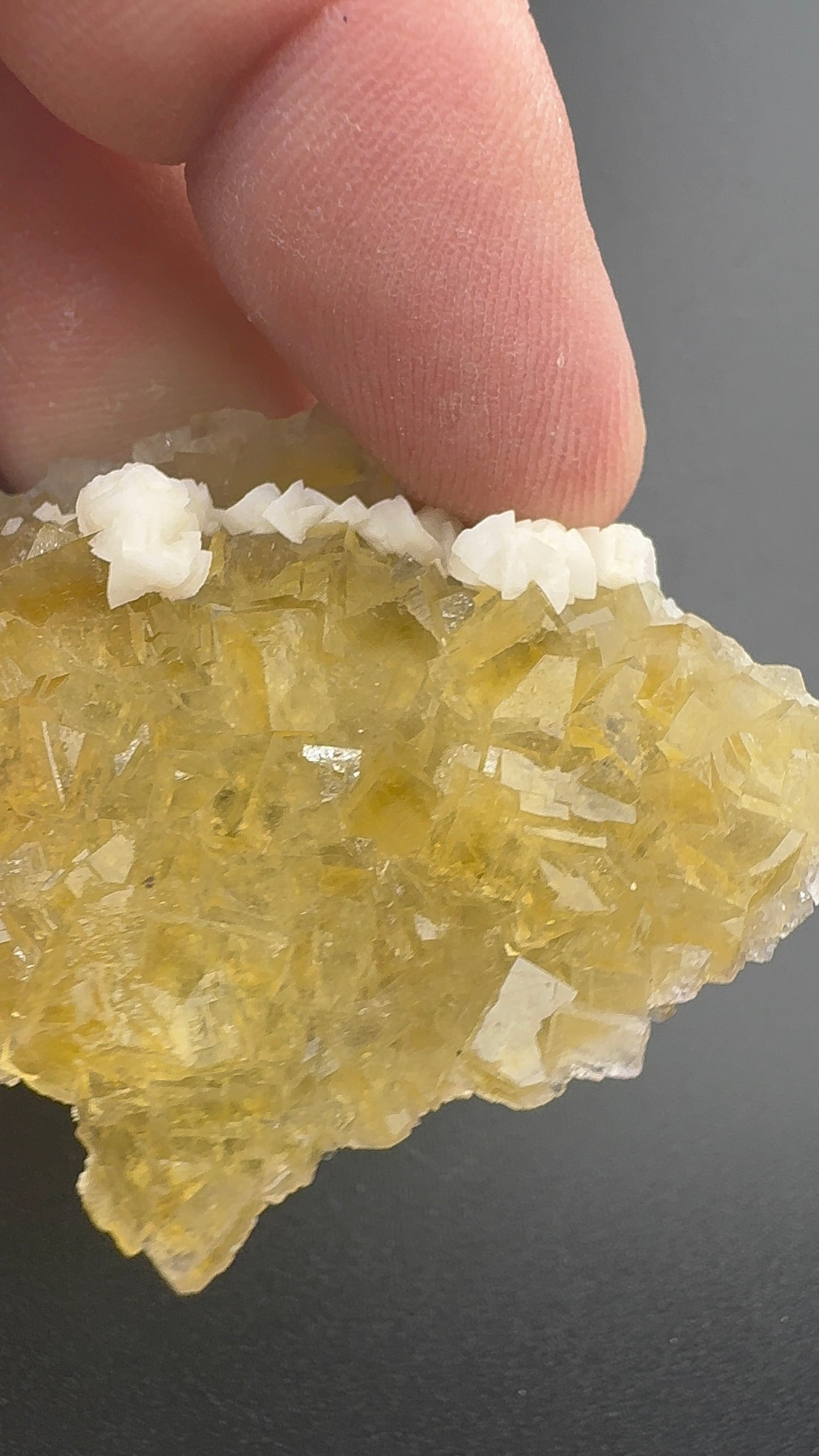 Yellow Fluorite from Spain (SF12)