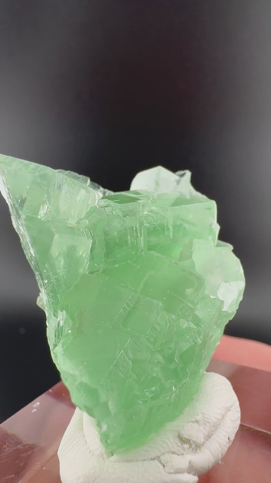 Green Apple Fluorite (B8)